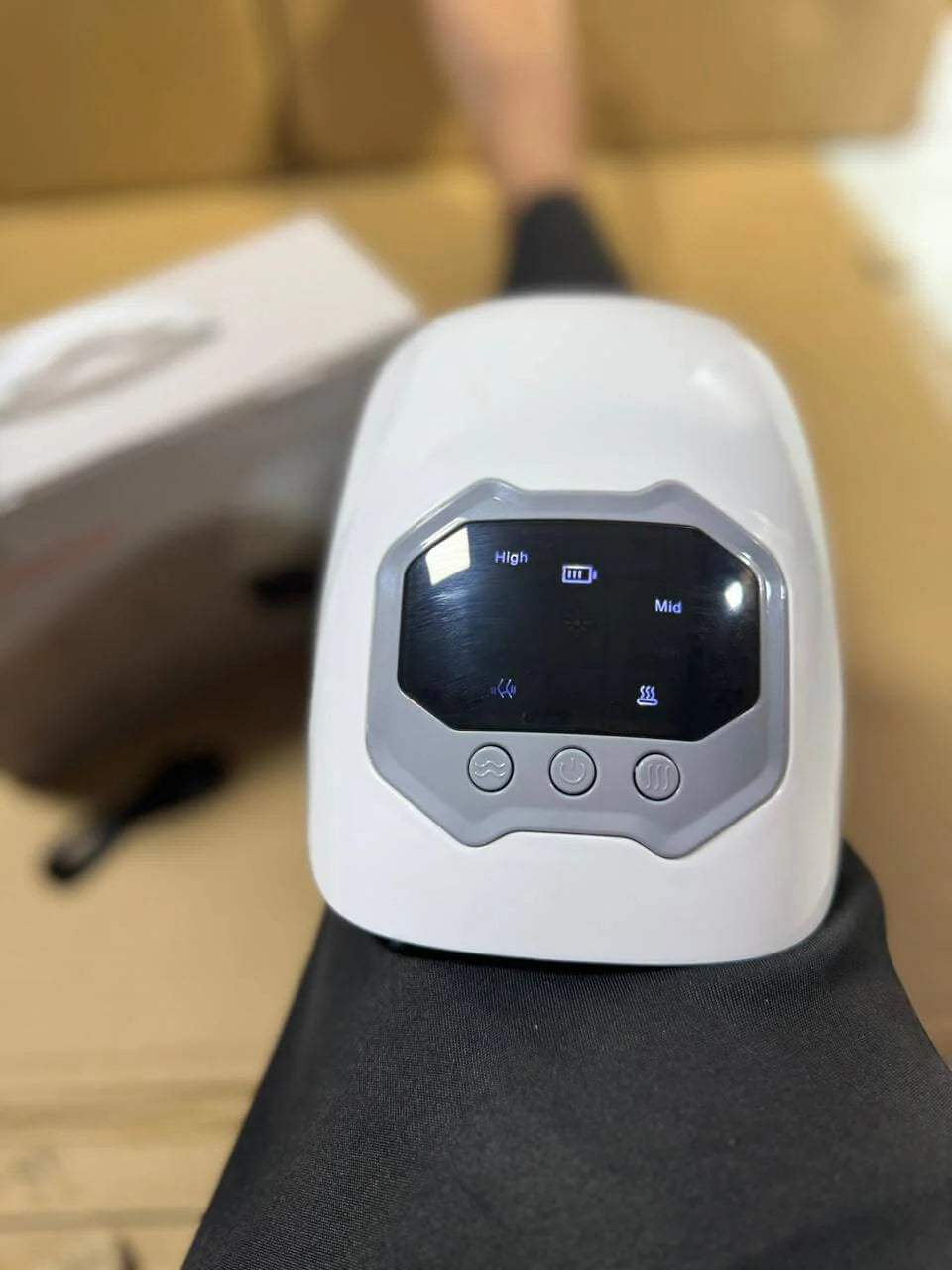 Cordless Smart Knee Massager – Vibration Therapy for Joint Pain Relief